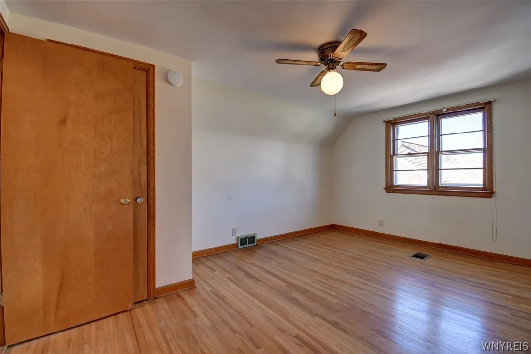 244 Renwood Avenue, Tonawanda, New York 14217, Tonawanda, New York 14217, 3 Bedrooms Bedrooms, 6 Rooms Rooms,1 BathroomBathrooms,Residential,For Sale,244 Renwood Avenue, Tonawanda, New York 14217,0,B1671234