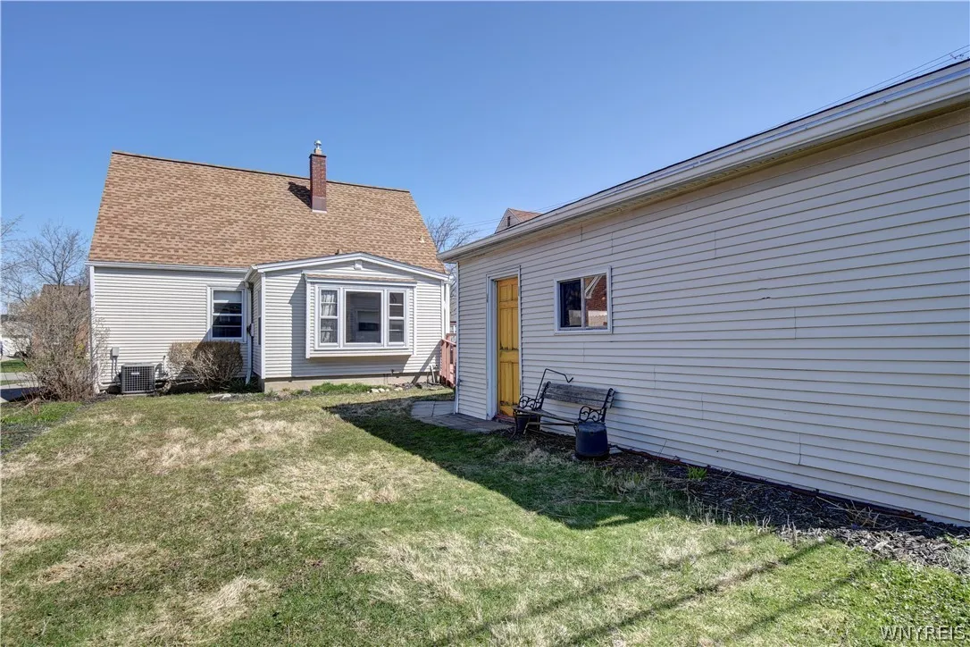 244 Renwood Avenue, Tonawanda, New York 14217, Tonawanda, New York 14217, 3 Bedrooms Bedrooms, 6 Rooms Rooms,1 BathroomBathrooms,Residential,For Sale,244 Renwood Avenue, Tonawanda, New York 14217,0,B1671234