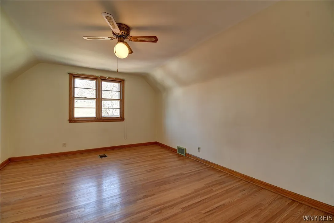 244 Renwood Avenue, Tonawanda, New York 14217, Tonawanda, New York 14217, 3 Bedrooms Bedrooms, 6 Rooms Rooms,1 BathroomBathrooms,Residential,For Sale,244 Renwood Avenue, Tonawanda, New York 14217,0,B1671234