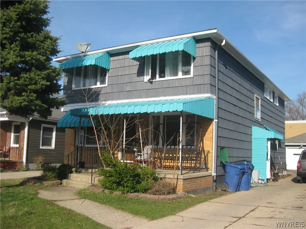 381 Callodine Avenue, Amherst, New York 14226, Amherst, New York 14226, 6 Bedrooms Bedrooms, ,2 BathroomsBathrooms,Residential,For Sale,381 Callodine Avenue, Amherst, New York 14226,0,B1671046
