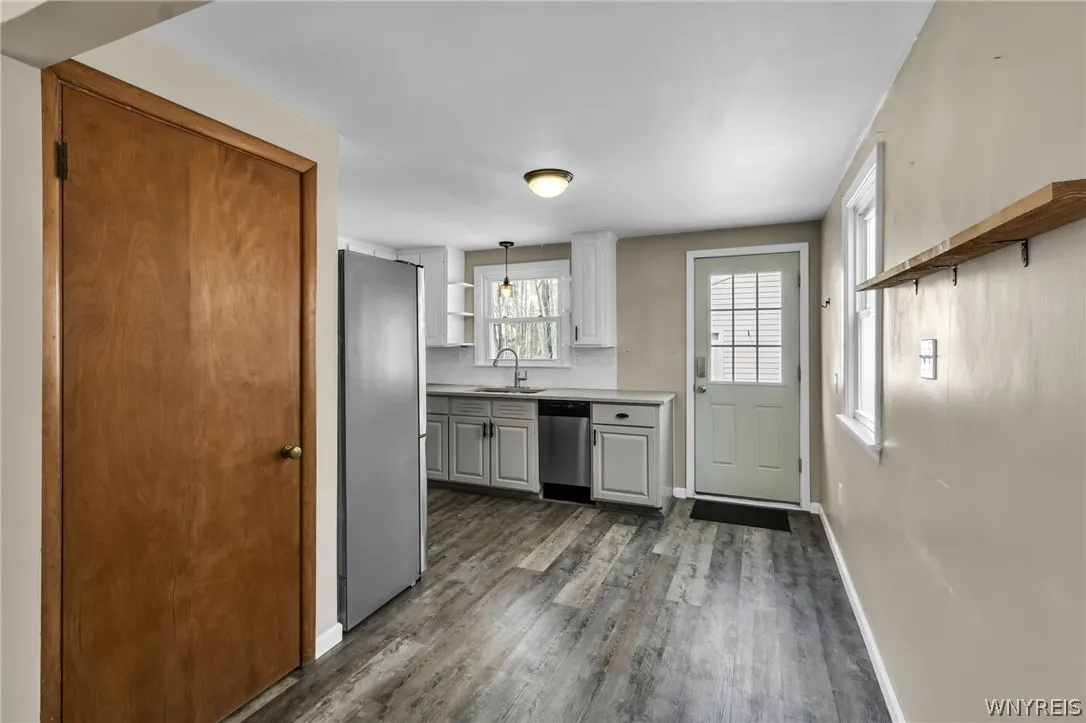 394 Linwood Avenue, North Tonawanda, New York 1412, North Tonawanda, New York 14120, 3 Bedrooms Bedrooms, 5 Rooms Rooms,2 BathroomsBathrooms,Residential,For Sale,394 Linwood Avenue, North Tonawanda, New York 1412,0,B1672371