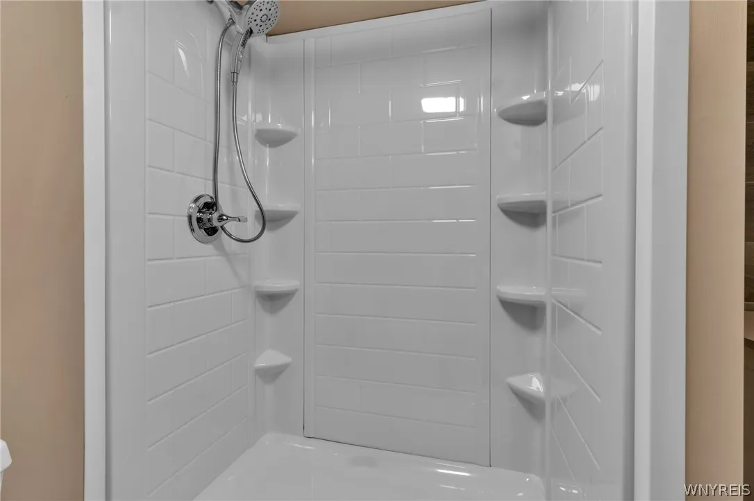 394 Linwood Avenue, North Tonawanda, New York 1412, North Tonawanda, New York 14120, 3 Bedrooms Bedrooms, 5 Rooms Rooms,2 BathroomsBathrooms,Residential,For Sale,394 Linwood Avenue, North Tonawanda, New York 1412,0,B1672371