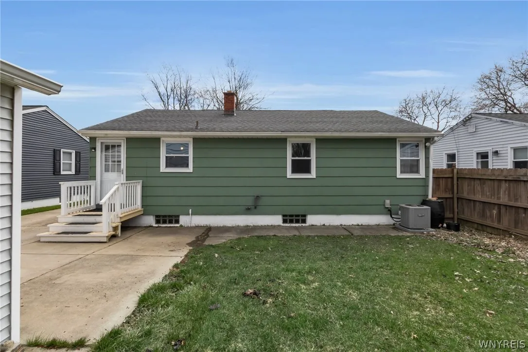 394 Linwood Avenue, North Tonawanda, New York 1412, North Tonawanda, New York 14120, 3 Bedrooms Bedrooms, 5 Rooms Rooms,2 BathroomsBathrooms,Residential,For Sale,394 Linwood Avenue, North Tonawanda, New York 1412,0,B1672371