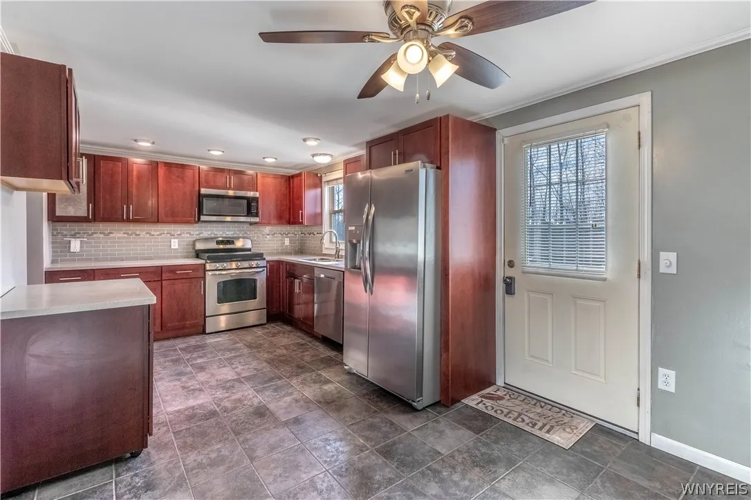 855 Fairmont Avenue, North Tonawanda, New York 141, North Tonawanda, New York 14120, 4 Bedrooms Bedrooms, 6 Rooms Rooms,2 BathroomsBathrooms,Residential,For Sale,855 Fairmont Avenue, North Tonawanda, New York 141,0,B1670908