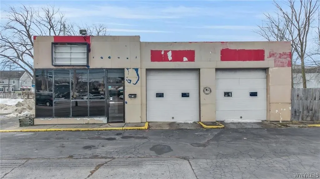 346 Hopkins Street, Buffalo, New York 14220, Buffalo, New York 14220, ,Commercial Sale,For Sale,346 Hopkins Street, Buffalo, New York 14220,0,B1672259