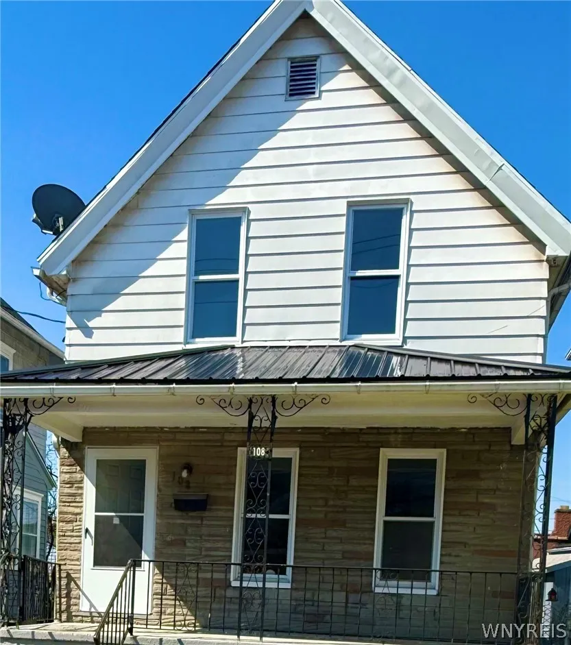 108 Baxter Street Street, Buffalo, New York 14207, Buffalo, New York 14207, 3 Bedrooms Bedrooms, 7 Rooms Rooms,1 BathroomBathrooms,Residential,For Sale,108 Baxter Street Street, Buffalo, New York 14207,0,B1672543
