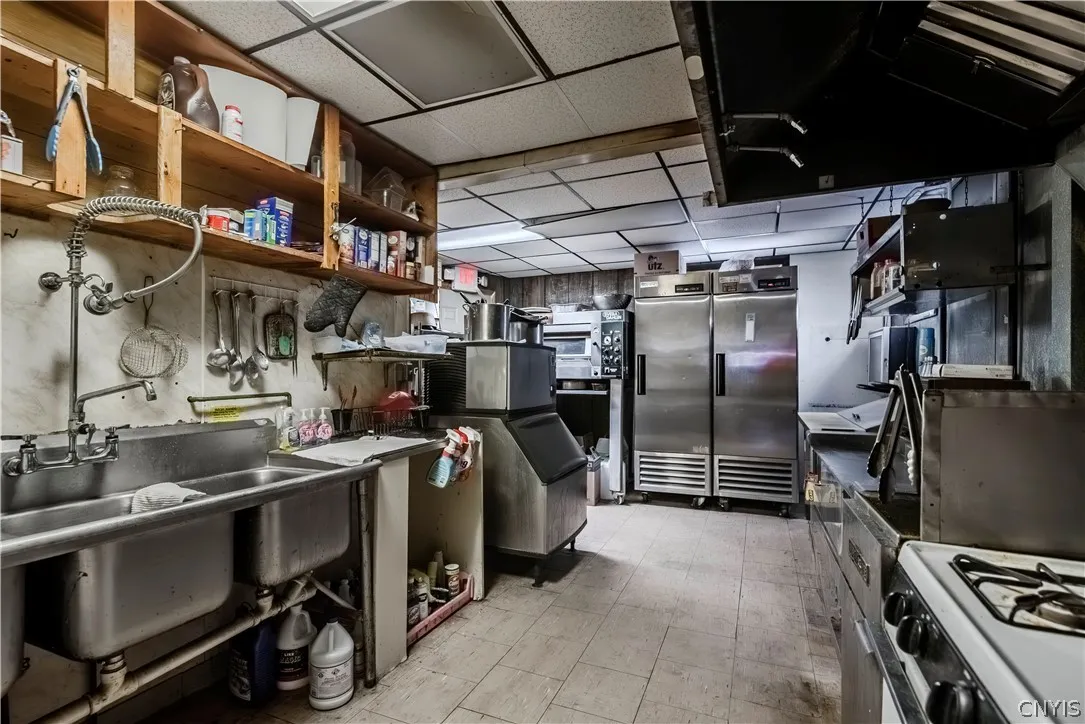 471 Main Street, Whitestown, New York 13417, Whitestown, New York 13417, ,Commercial Sale,For Sale,471 Main Street, Whitestown, New York 13417,0,S1667675