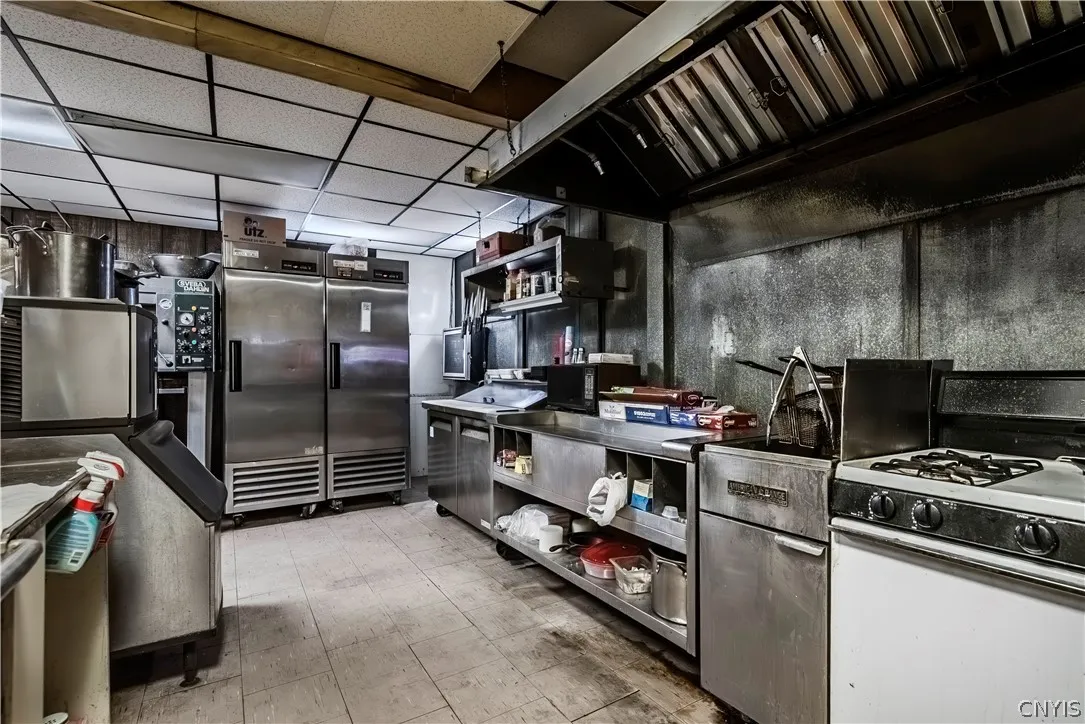 471 Main Street, Whitestown, New York 13417, Whitestown, New York 13417, ,Commercial Sale,For Sale,471 Main Street, Whitestown, New York 13417,0,S1667675