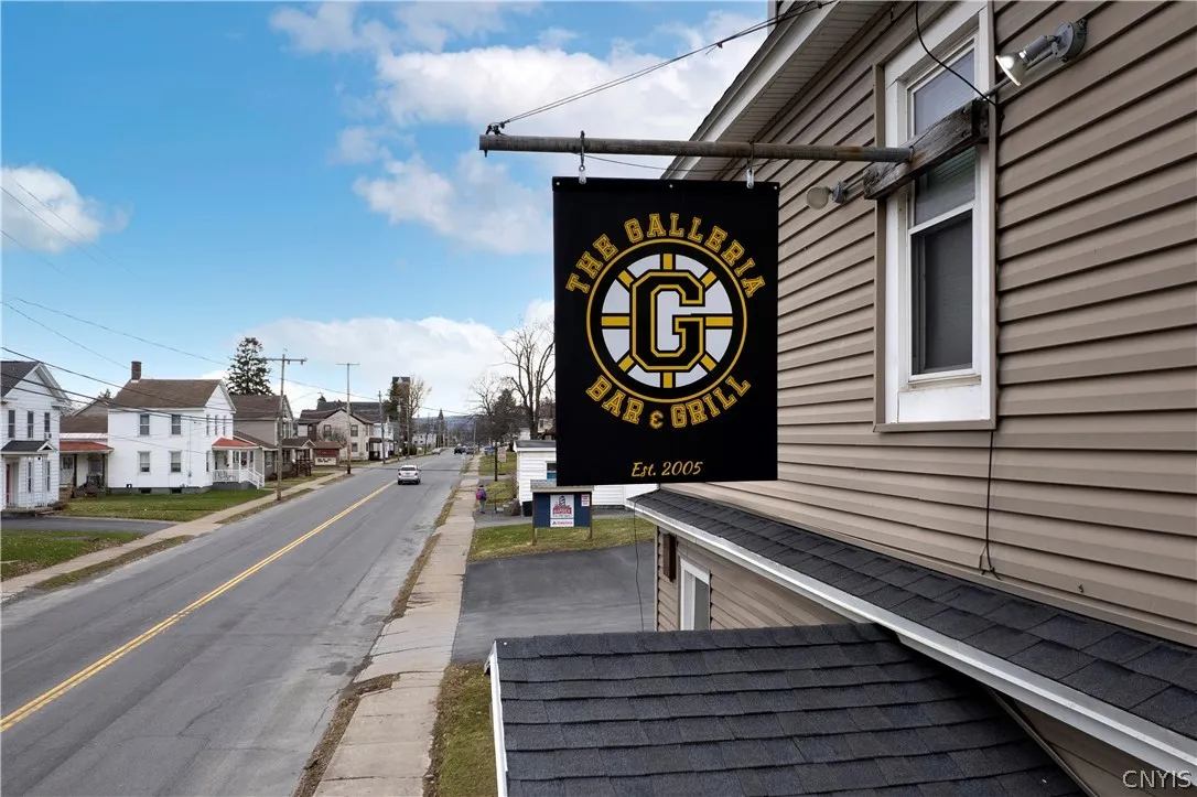 471 Main Street, Whitestown, New York 13417, Whitestown, New York 13417, ,Commercial Sale,For Sale,471 Main Street, Whitestown, New York 13417,0,S1667675