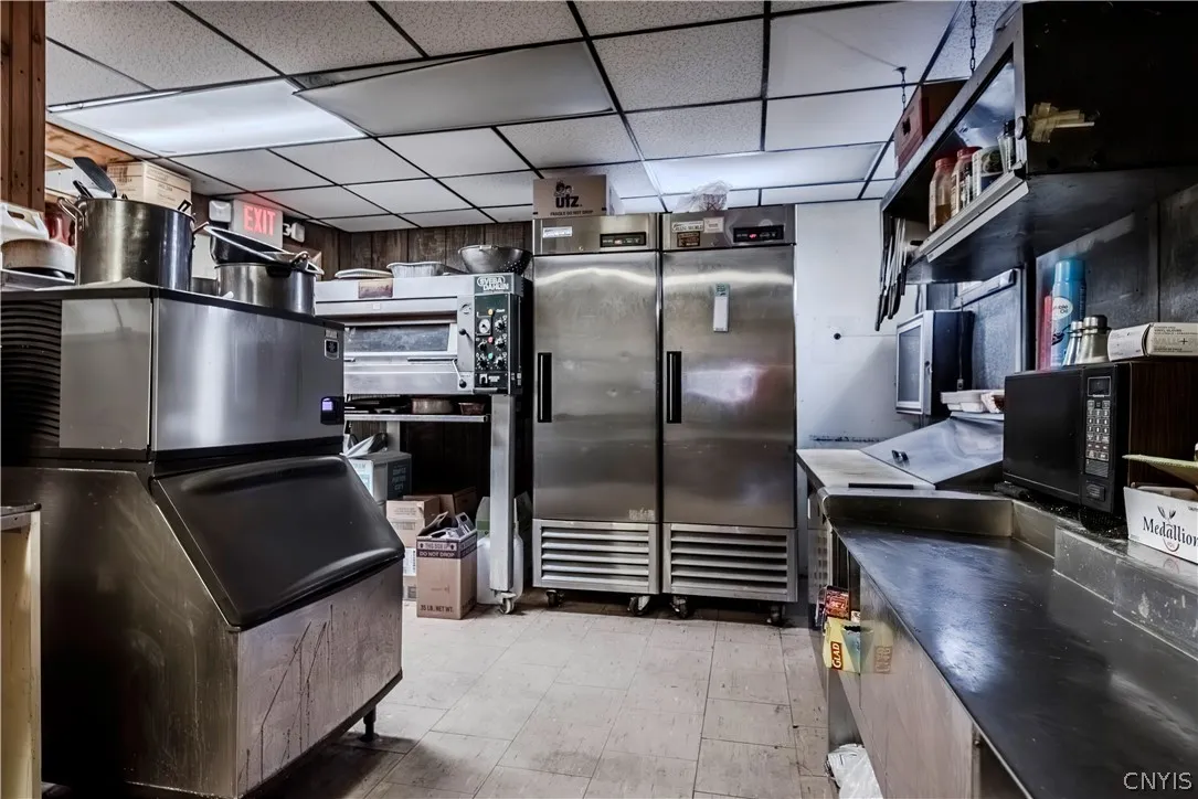 471 Main Street, Whitestown, New York 13417, Whitestown, New York 13417, ,Commercial Sale,For Sale,471 Main Street, Whitestown, New York 13417,0,S1667675