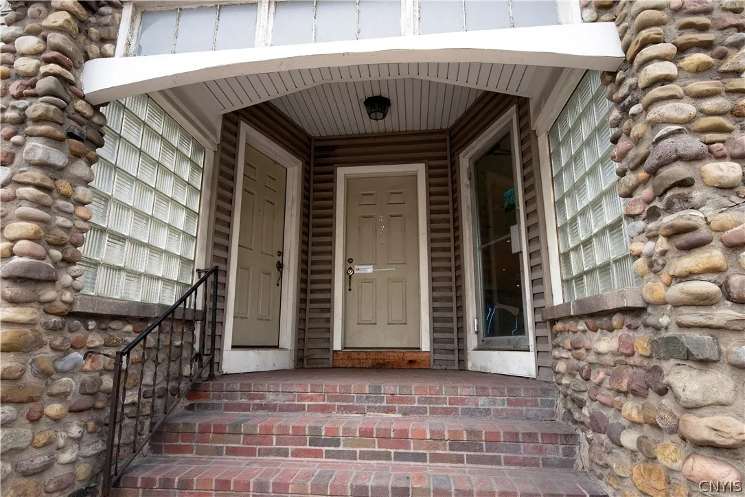 471 Main Street, Whitestown, New York 13417, Whitestown, New York 13417, ,Commercial Sale,For Sale,471 Main Street, Whitestown, New York 13417,0,S1667675