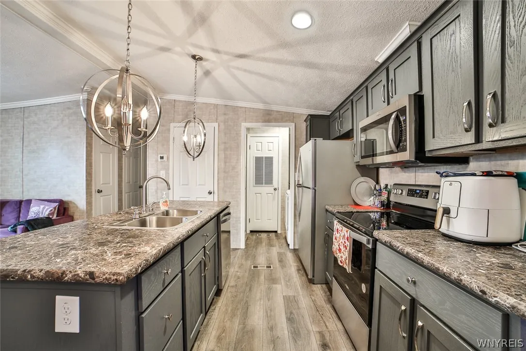 1774 Military Road 27, Tonawanda, New York 14217, Tonawanda, New York 14217, 3 Bedroom Bedrooms, 5 Room Rooms,1 BathroomBathrooms,Residential,For Sale,1774 Military Road 27, Tonawanda, New York 14217,0,B1672566