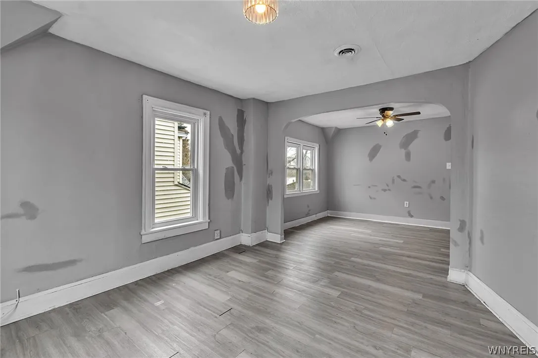 53 Sirret Street, Buffalo, New York 14220, Buffalo, New York 14220, 5 Bedrooms Bedrooms, ,2 BathroomsBathrooms,Residential,For Sale,53 Sirret Street, Buffalo, New York 14220,0,B1672519