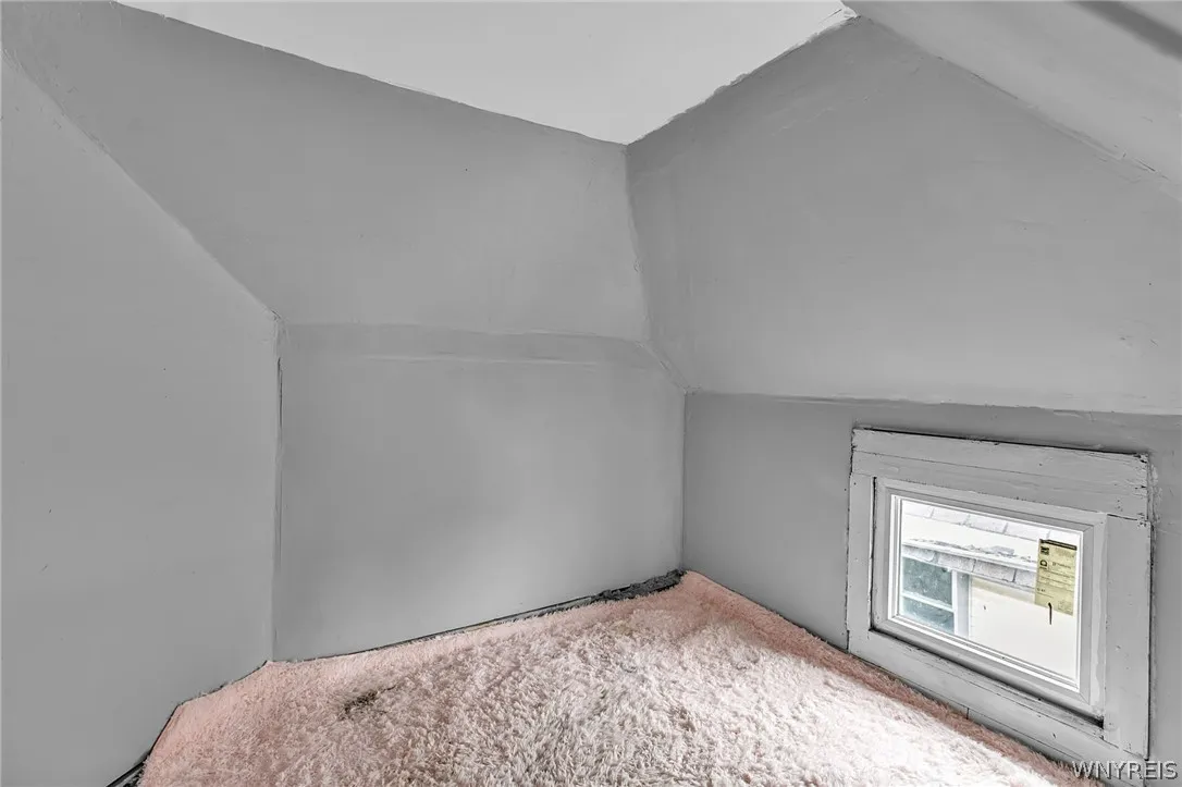 53 Sirret Street, Buffalo, New York 14220, Buffalo, New York 14220, 5 Bedrooms Bedrooms, ,2 BathroomsBathrooms,Residential,For Sale,53 Sirret Street, Buffalo, New York 14220,0,B1672519