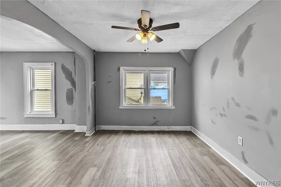 53 Sirret Street, Buffalo, New York 14220, Buffalo, New York 14220, 5 Bedrooms Bedrooms, ,2 BathroomsBathrooms,Residential,For Sale,53 Sirret Street, Buffalo, New York 14220,0,B1672519