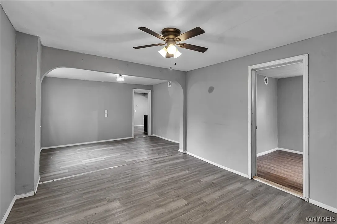 53 Sirret Street, Buffalo, New York 14220, Buffalo, New York 14220, 5 Bedrooms Bedrooms, ,2 BathroomsBathrooms,Residential,For Sale,53 Sirret Street, Buffalo, New York 14220,0,B1672519