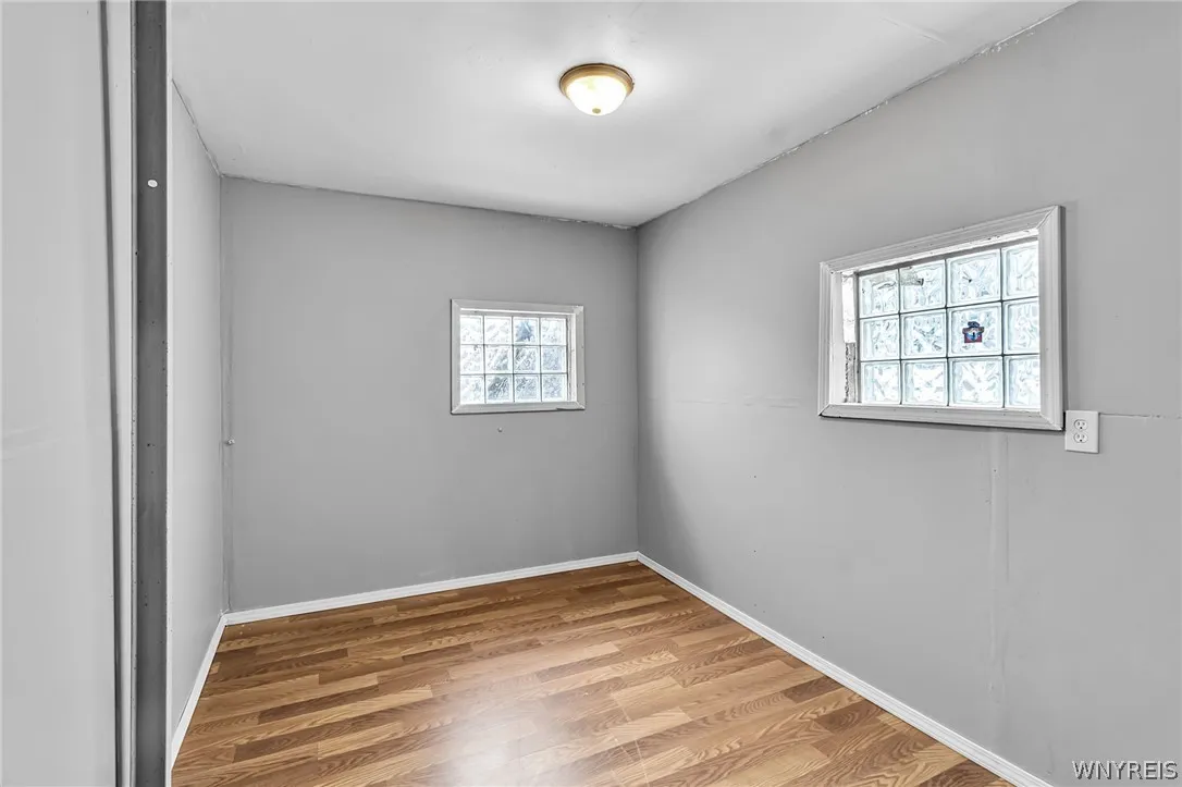 53 Sirret Street, Buffalo, New York 14220, Buffalo, New York 14220, 5 Bedrooms Bedrooms, ,2 BathroomsBathrooms,Residential,For Sale,53 Sirret Street, Buffalo, New York 14220,0,B1672519
