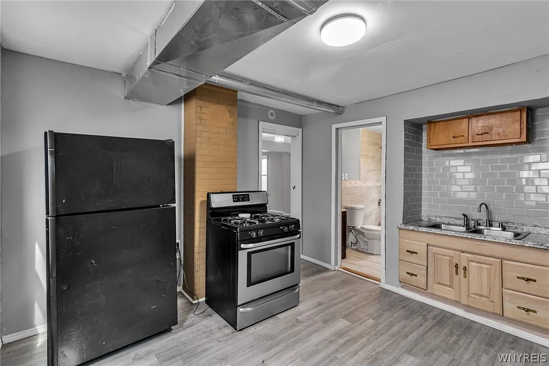 53 Sirret Street, Buffalo, New York 14220, Buffalo, New York 14220, 5 Bedrooms Bedrooms, ,2 BathroomsBathrooms,Residential,For Sale,53 Sirret Street, Buffalo, New York 14220,0,B1672519