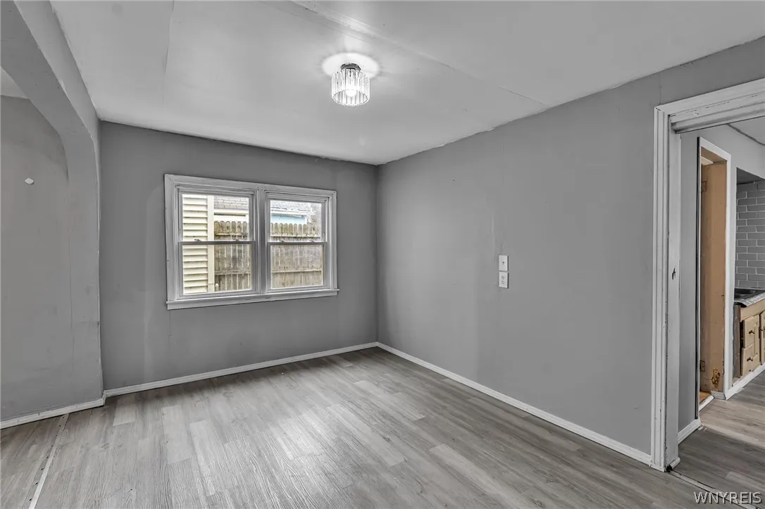 53 Sirret Street, Buffalo, New York 14220, Buffalo, New York 14220, 5 Bedrooms Bedrooms, ,2 BathroomsBathrooms,Residential,For Sale,53 Sirret Street, Buffalo, New York 14220,0,B1672519