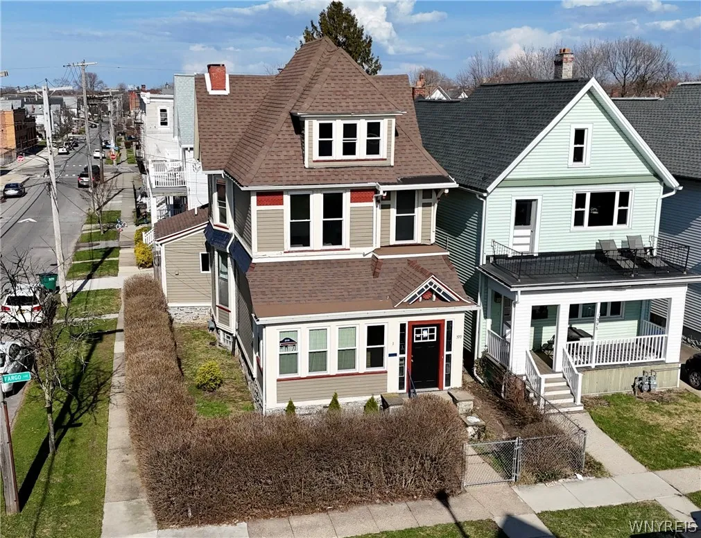 399 Fargo Avenue, Buffalo, New York 14213, Buffalo, New York 14213, 4 Bedrooms Bedrooms, 12 Rooms Rooms,2 BathroomsBathrooms,Residential,For Sale,399 Fargo Avenue, Buffalo, New York 14213,0,B1672725
