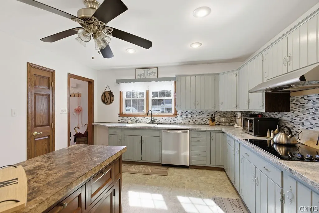 58 Madison Street, Hamilton, New York 13346, Hamilton, New York 13346, 4 Bedroom Bedrooms, 10 Room Rooms,4 BathroomBathrooms,Residential,For Sale,58 Madison Street, Hamilton, New York 13346,0,S1672515