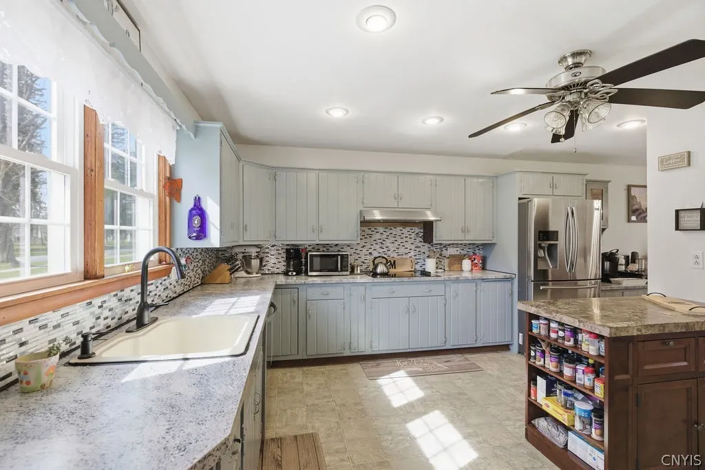 58 Madison Street, Hamilton, New York 13346, Hamilton, New York 13346, 4 Bedroom Bedrooms, 10 Room Rooms,4 BathroomBathrooms,Residential,For Sale,58 Madison Street, Hamilton, New York 13346,0,S1672515
