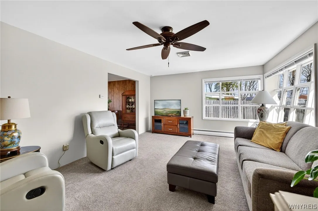 49 Boxwood Circle, Hamburg, New York 14075, Hamburg, New York 14075, 3 Bedrooms Bedrooms, 10 Rooms Rooms,1 BathroomBathrooms,Residential,For Sale,49 Boxwood Circle, Hamburg, New York 14075,0,B1669405