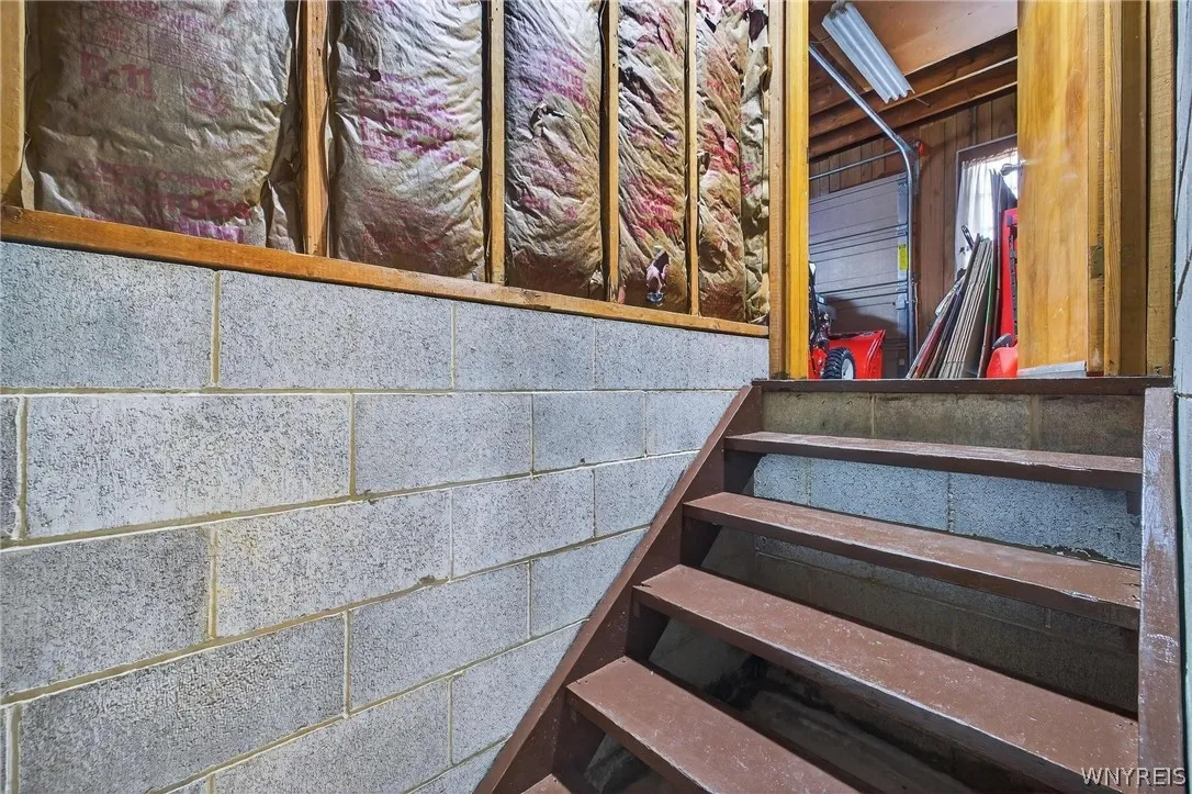 49 Boxwood Circle, Hamburg, New York 14075, Hamburg, New York 14075, 3 Bedrooms Bedrooms, 10 Rooms Rooms,1 BathroomBathrooms,Residential,For Sale,49 Boxwood Circle, Hamburg, New York 14075,0,B1669405