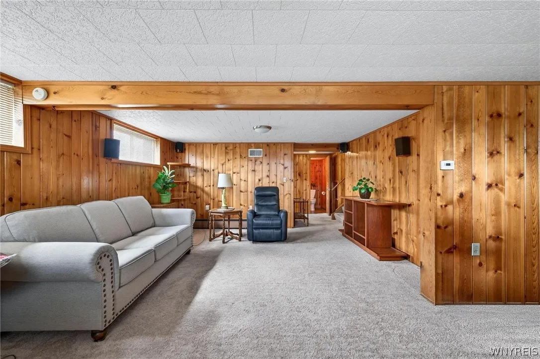 49 Boxwood Circle, Hamburg, New York 14075, Hamburg, New York 14075, 3 Bedrooms Bedrooms, 10 Rooms Rooms,1 BathroomBathrooms,Residential,For Sale,49 Boxwood Circle, Hamburg, New York 14075,0,B1669405