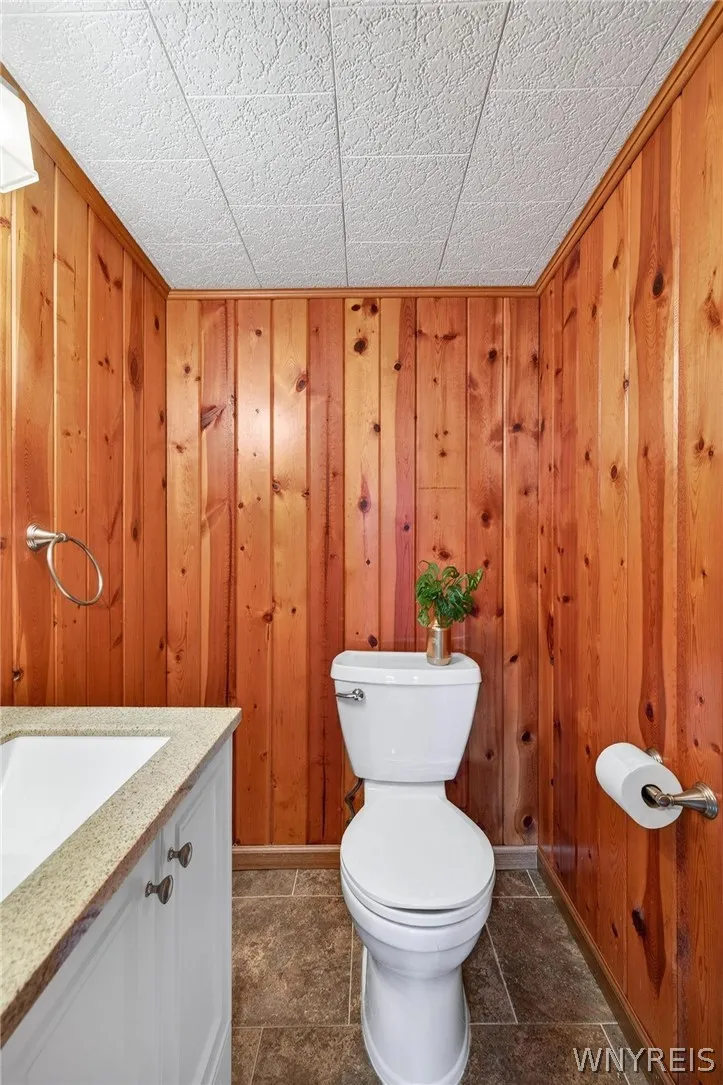 49 Boxwood Circle, Hamburg, New York 14075, Hamburg, New York 14075, 3 Bedrooms Bedrooms, 10 Rooms Rooms,1 BathroomBathrooms,Residential,For Sale,49 Boxwood Circle, Hamburg, New York 14075,0,B1669405