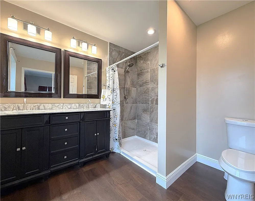 6455 Salt Road, Clarence, New York 14031, Clarence, New York 14031, 2 Bedrooms Bedrooms, 6 Rooms Rooms,2 BathroomsBathrooms,Residential,For Sale,6455 Salt Road, Clarence, New York 14031,0,B1671247