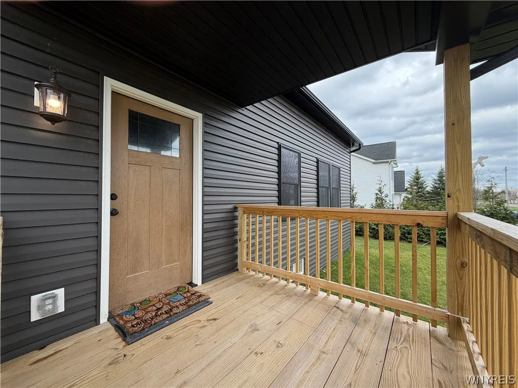 6455 Salt Road, Clarence, New York 14031, Clarence, New York 14031, 2 Bedrooms Bedrooms, 6 Rooms Rooms,2 BathroomsBathrooms,Residential,For Sale,6455 Salt Road, Clarence, New York 14031,0,B1671247