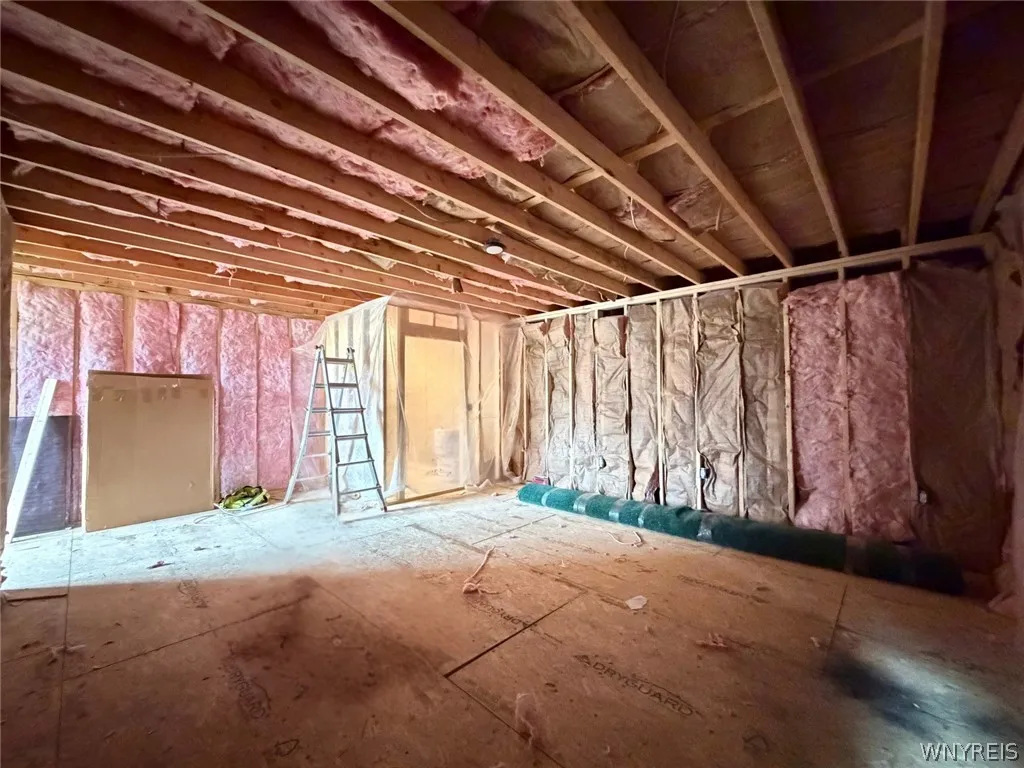 6455 Salt Road, Clarence, New York 14031, Clarence, New York 14031, 2 Bedrooms Bedrooms, 6 Rooms Rooms,2 BathroomsBathrooms,Residential,For Sale,6455 Salt Road, Clarence, New York 14031,0,B1671247