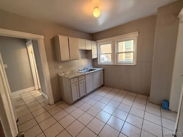 140 Parkridge Avenue, Buffalo, New York 14215, Buffalo, New York 14215, 3 Bedrooms Bedrooms, 6 Rooms Rooms,1 BathroomBathrooms,Residential Lease,For Rent,140 Parkridge Avenue, Buffalo, New York 14215,0,B1672960