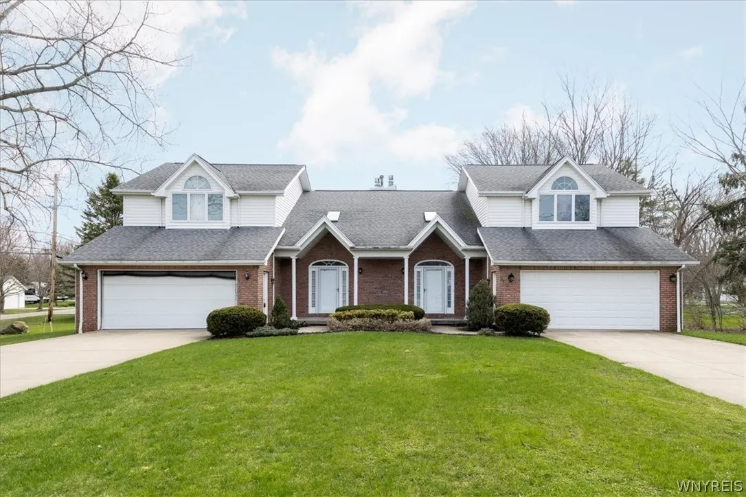 4497 Abbott Road 4495, Orchard Park, New York 1412, Orchard Park, New York 14127, 4 Bedrooms Bedrooms, ,2 BathroomsBathrooms,Residential,For Sale,4497 Abbott Road 4495, Orchard Park, New York 1412,0,B1672906