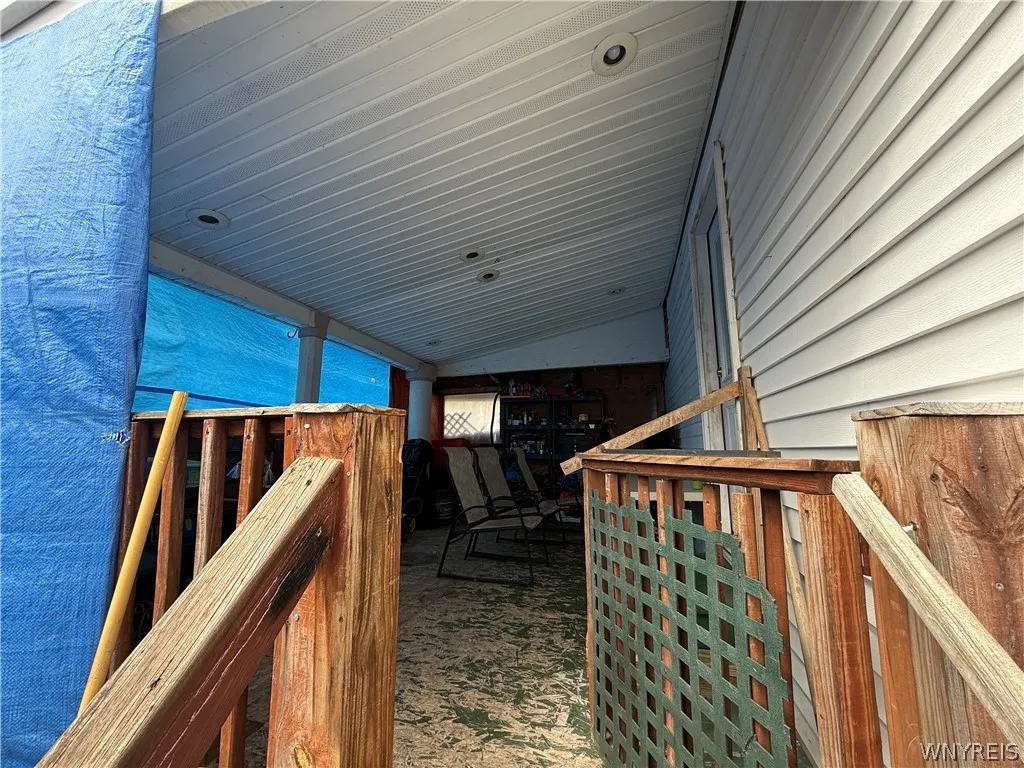 349 Riverside Avenue, Buffalo, New York 14207, Buffalo, New York 14207, 4 Bedrooms Bedrooms, 6 Rooms Rooms,1 BathroomBathrooms,Residential,For Sale,349 Riverside Avenue, Buffalo, New York 14207,0,B1670642