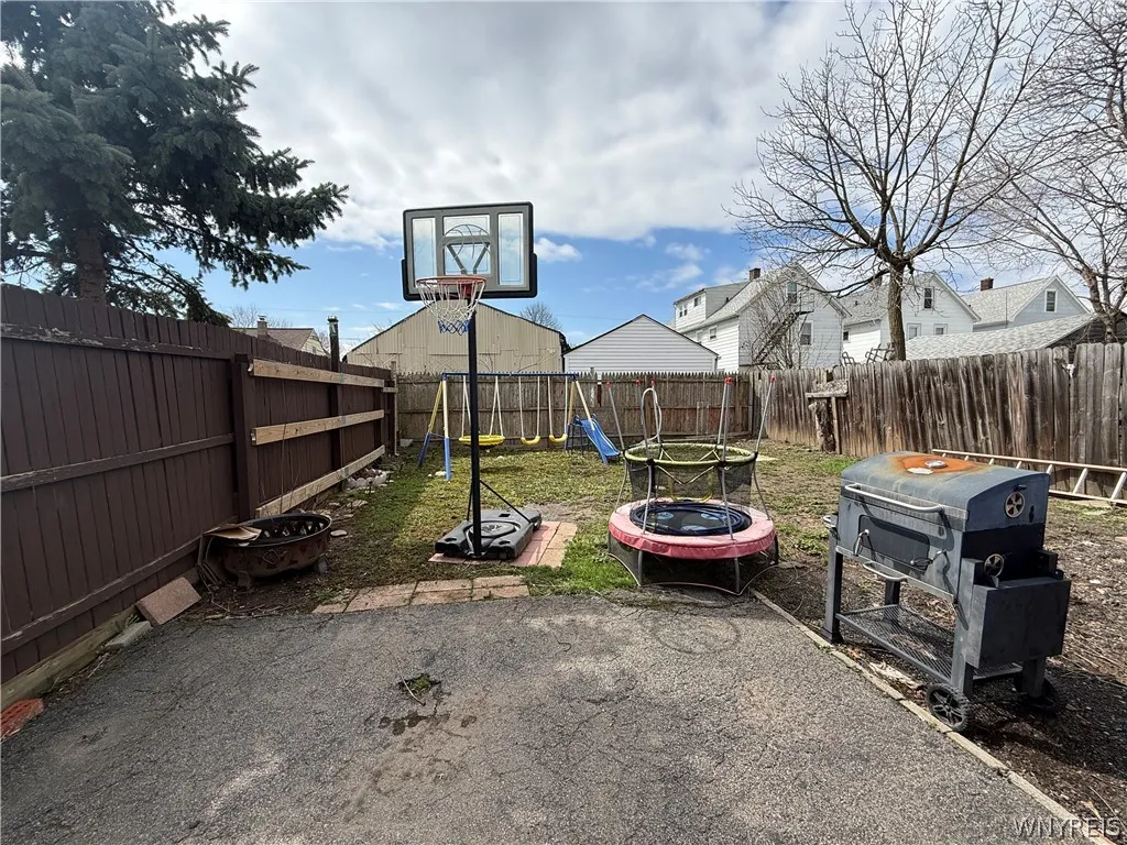 349 Riverside Avenue, Buffalo, New York 14207, Buffalo, New York 14207, 4 Bedrooms Bedrooms, 6 Rooms Rooms,1 BathroomBathrooms,Residential,For Sale,349 Riverside Avenue, Buffalo, New York 14207,0,B1670642