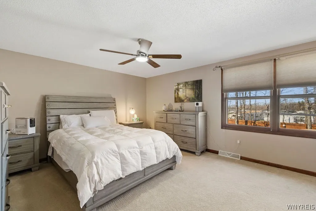 3662 Woodhaven Circle, Hamburg, New York 14075, Hamburg, New York 14075, 3 Bedrooms Bedrooms, 8 Rooms Rooms,1 BathroomBathrooms,Residential,For Sale,3662 Woodhaven Circle, Hamburg, New York 14075,0,B1670626