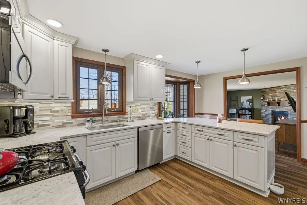 3662 Woodhaven Circle, Hamburg, New York 14075, Hamburg, New York 14075, 3 Bedrooms Bedrooms, 8 Rooms Rooms,1 BathroomBathrooms,Residential,For Sale,3662 Woodhaven Circle, Hamburg, New York 14075,0,B1670626