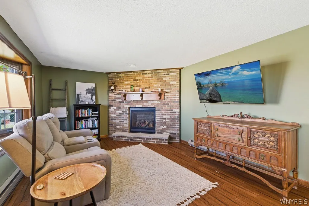 3662 Woodhaven Circle, Hamburg, New York 14075, Hamburg, New York 14075, 3 Bedrooms Bedrooms, 8 Rooms Rooms,1 BathroomBathrooms,Residential,For Sale,3662 Woodhaven Circle, Hamburg, New York 14075,0,B1670626