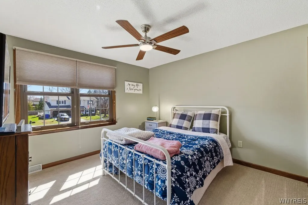 3662 Woodhaven Circle, Hamburg, New York 14075, Hamburg, New York 14075, 3 Bedrooms Bedrooms, 8 Rooms Rooms,1 BathroomBathrooms,Residential,For Sale,3662 Woodhaven Circle, Hamburg, New York 14075,0,B1670626