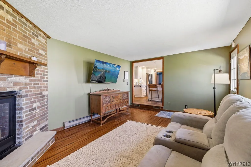 3662 Woodhaven Circle, Hamburg, New York 14075, Hamburg, New York 14075, 3 Bedrooms Bedrooms, 8 Rooms Rooms,1 BathroomBathrooms,Residential,For Sale,3662 Woodhaven Circle, Hamburg, New York 14075,0,B1670626