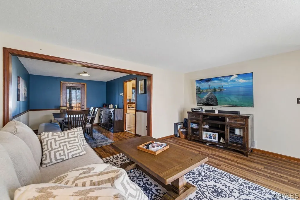 3662 Woodhaven Circle, Hamburg, New York 14075, Hamburg, New York 14075, 3 Bedrooms Bedrooms, 8 Rooms Rooms,1 BathroomBathrooms,Residential,For Sale,3662 Woodhaven Circle, Hamburg, New York 14075,0,B1670626