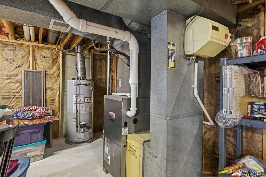 3662 Woodhaven Circle, Hamburg, New York 14075, Hamburg, New York 14075, 3 Bedrooms Bedrooms, 8 Rooms Rooms,1 BathroomBathrooms,Residential,For Sale,3662 Woodhaven Circle, Hamburg, New York 14075,0,B1670626