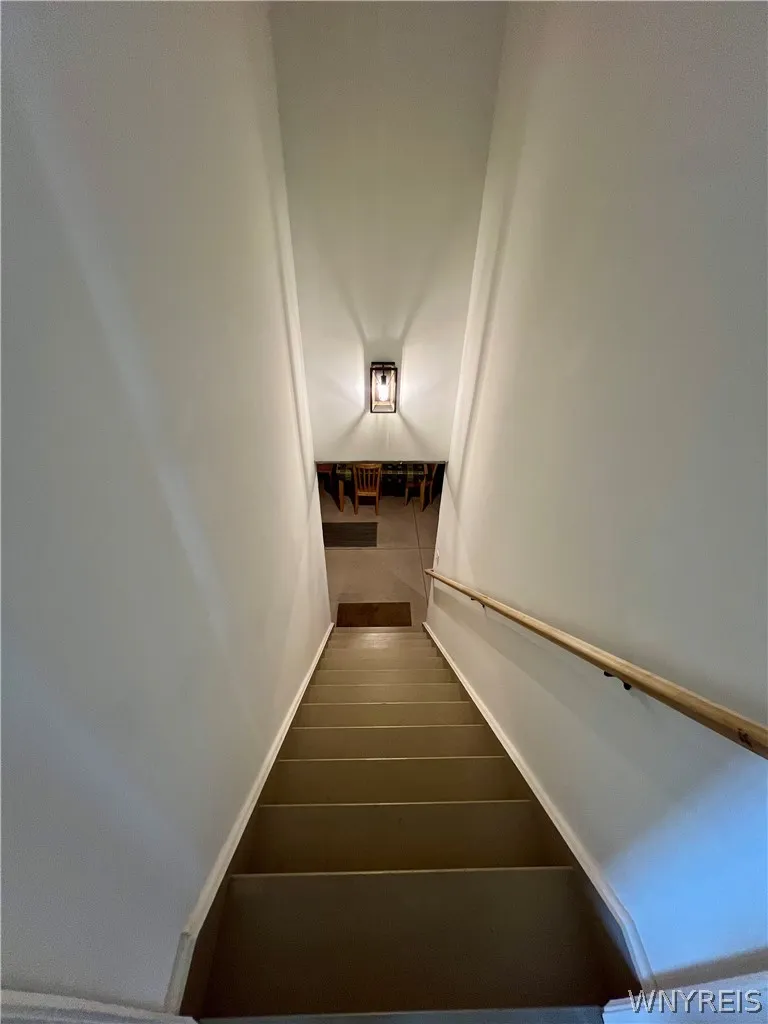 3050 Pleasant Avenue, Hamburg, New York 14075, Hamburg, New York 14075, 2 Bedrooms Bedrooms, 5 Rooms Rooms,2 BathroomsBathrooms,Residential,For Sale,3050 Pleasant Avenue, Hamburg, New York 14075,0,B1665272