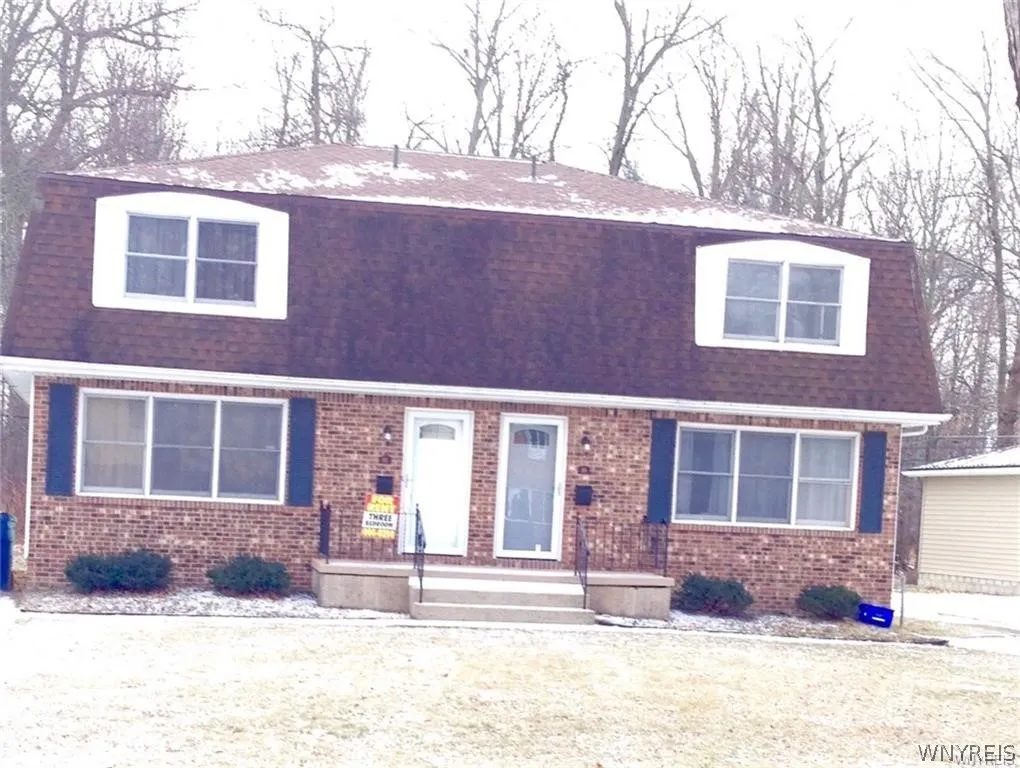 91 Marine Drive, Amherst, New York 14228, Amherst, New York 14228, 3 Bedrooms Bedrooms, 6 Rooms Rooms,1 BathroomBathrooms,Residential Lease,For Rent,91 Marine Drive, Amherst, New York 14228,0,B1673064