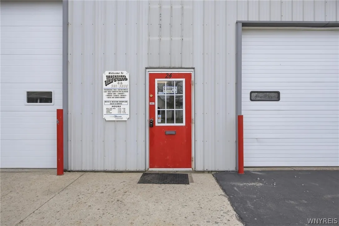 24 North Pearl Street, Attica, New York 14011, Attica, New York 14011, ,Commercial Sale,For Sale,24 North Pearl Street, Attica, New York 14011,0,B1671559