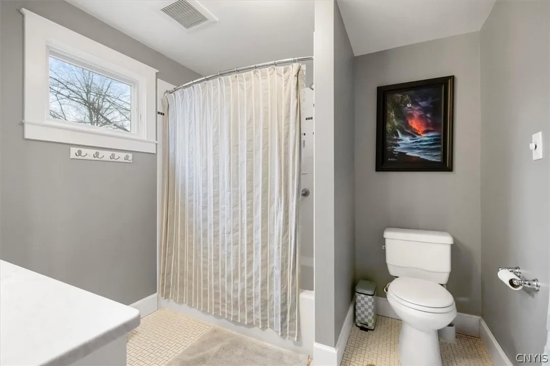 15 West Kendrick Avenue, Hamilton, New York 13346, Hamilton, New York 13346, 5 Bedrooms Bedrooms, 13 Rooms Rooms,3 BathroomsBathrooms,Residential,For Sale,15 West Kendrick Avenue, Hamilton, New York 13346,0,S1670689