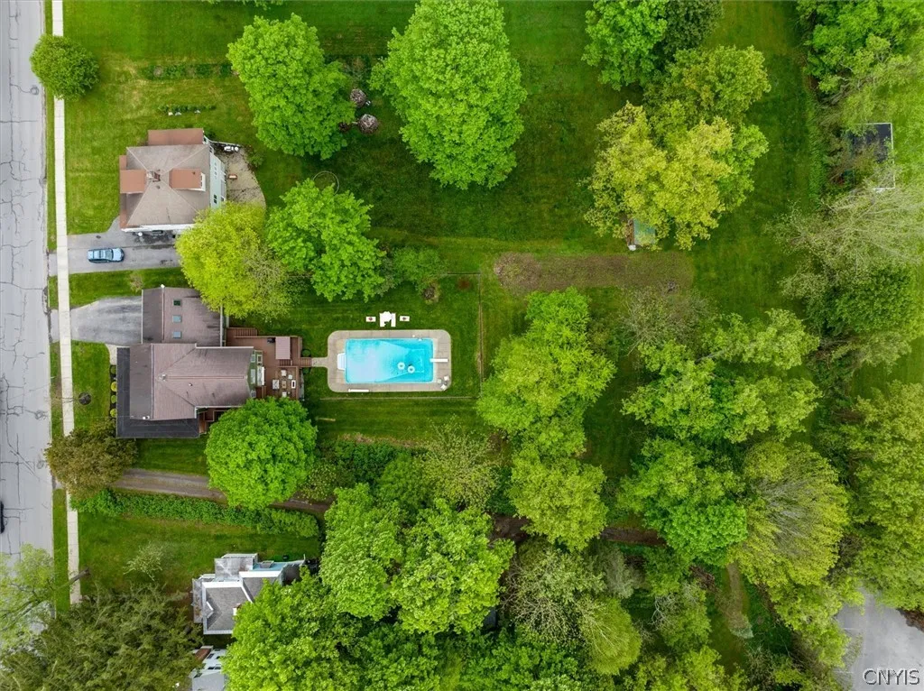 15 West Kendrick Avenue, Hamilton, New York 13346, Hamilton, New York 13346, 5 Bedrooms Bedrooms, 13 Rooms Rooms,3 BathroomsBathrooms,Residential,For Sale,15 West Kendrick Avenue, Hamilton, New York 13346,0,S1670689