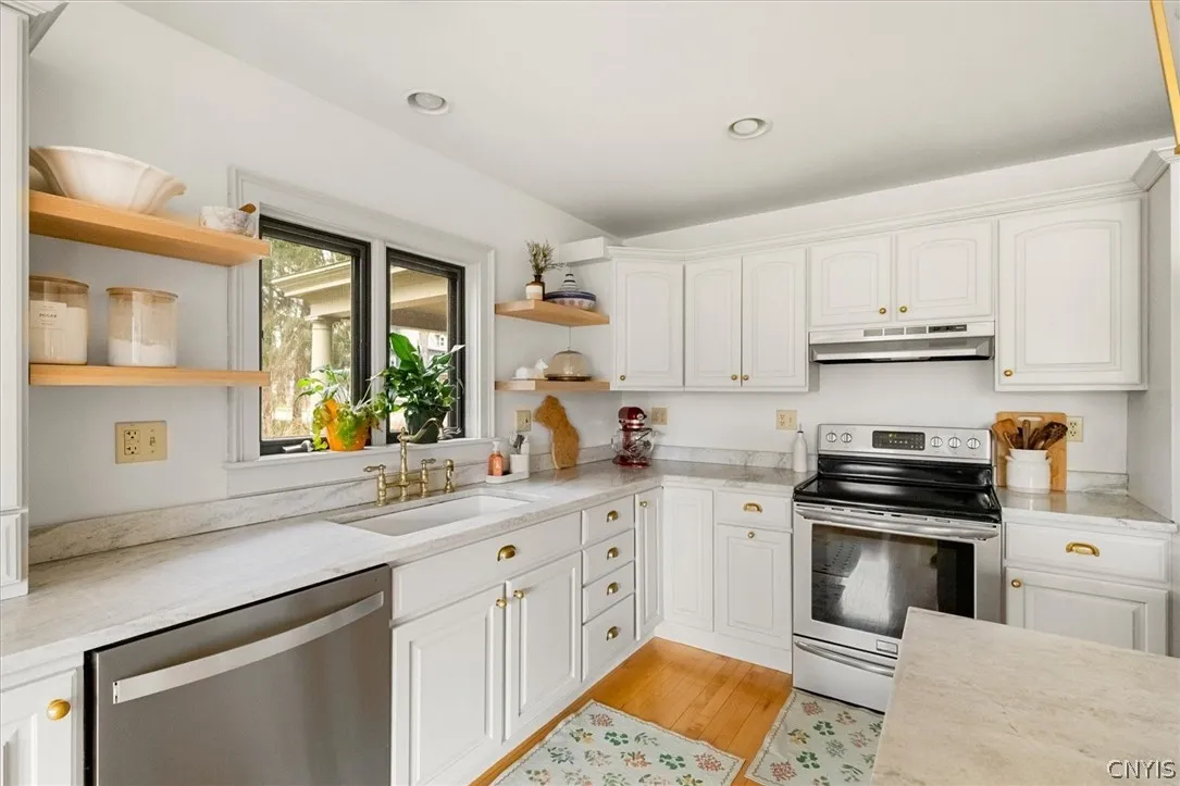 15 West Kendrick Avenue, Hamilton, New York 13346, Hamilton, New York 13346, 5 Bedrooms Bedrooms, 13 Rooms Rooms,3 BathroomsBathrooms,Residential,For Sale,15 West Kendrick Avenue, Hamilton, New York 13346,0,S1670689